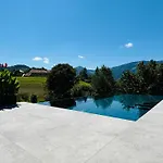 Place2be - With Infinity Pool Файстенау