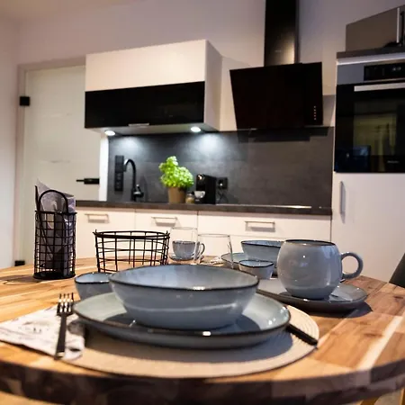 Place2be - With Infinity Pool