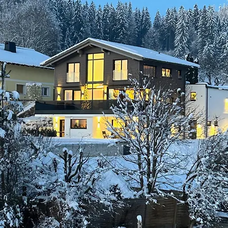 Place2be - With Infinity Pool Appartement Faistenau