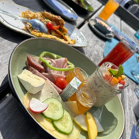 Place2be - With Infinity Pool *