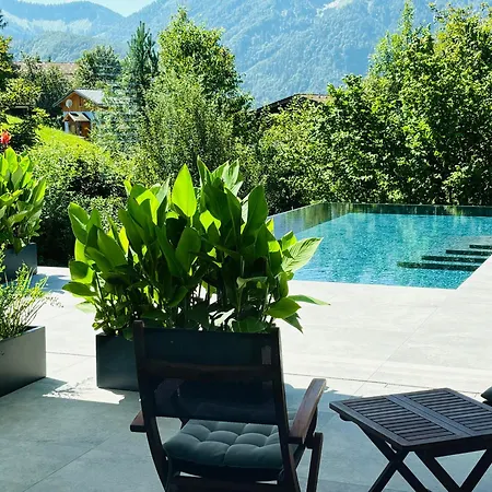 Apartment Place2be - With Infinity Pool