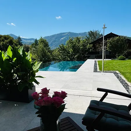 Place2be - With Infinity Pool *